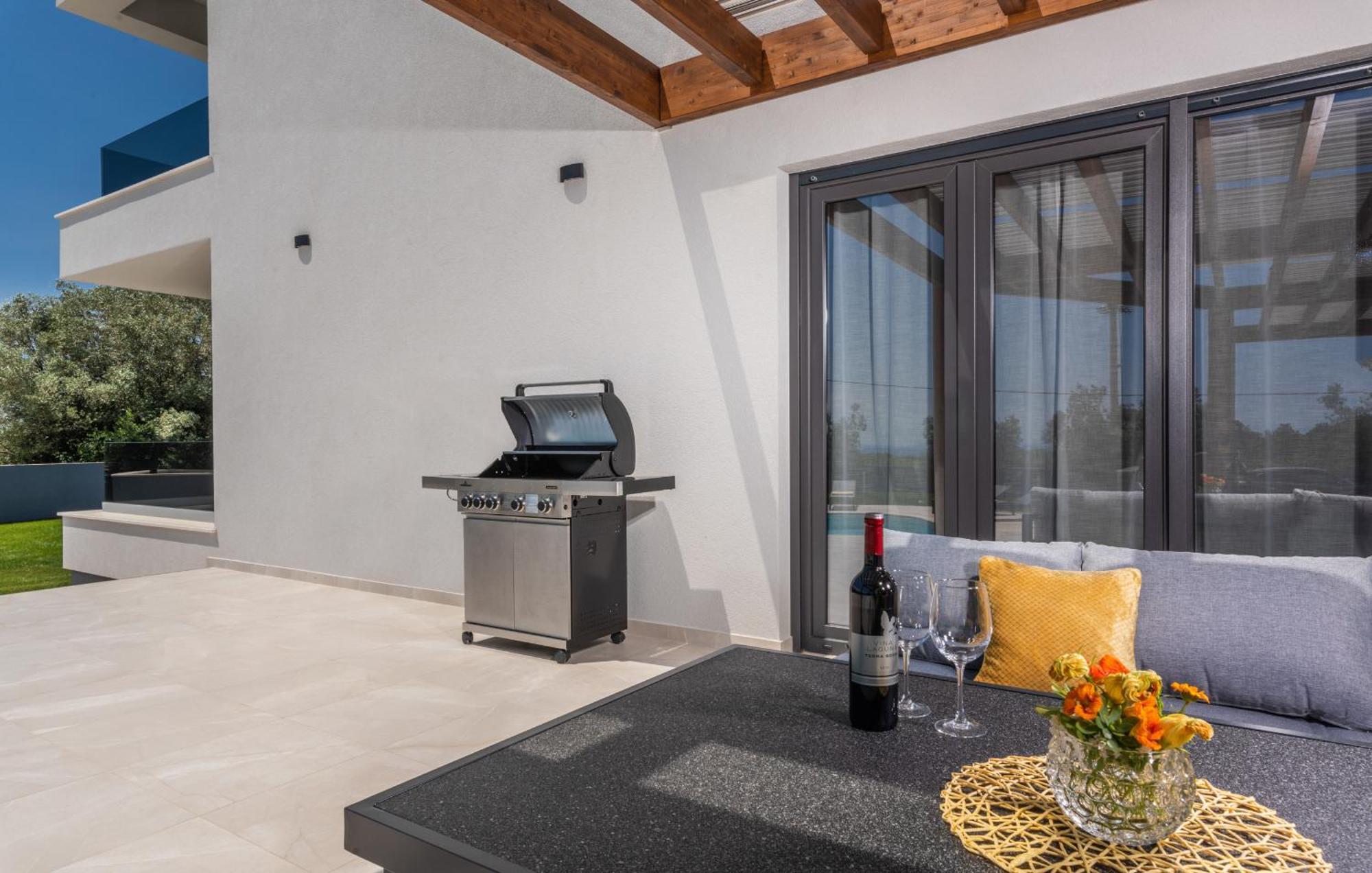 Villa Posidonia Near Pula With Sea View And Surrounded By Olive Trees กรินิตซา ภายนอก รูปภาพ